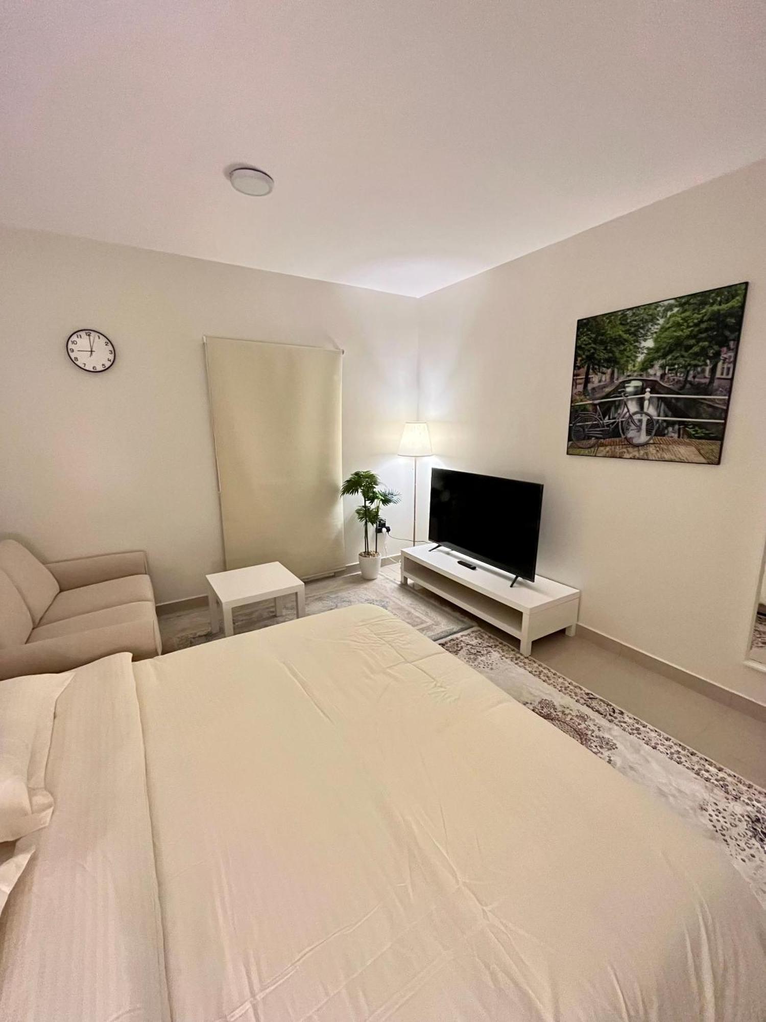 Palm Apartment *